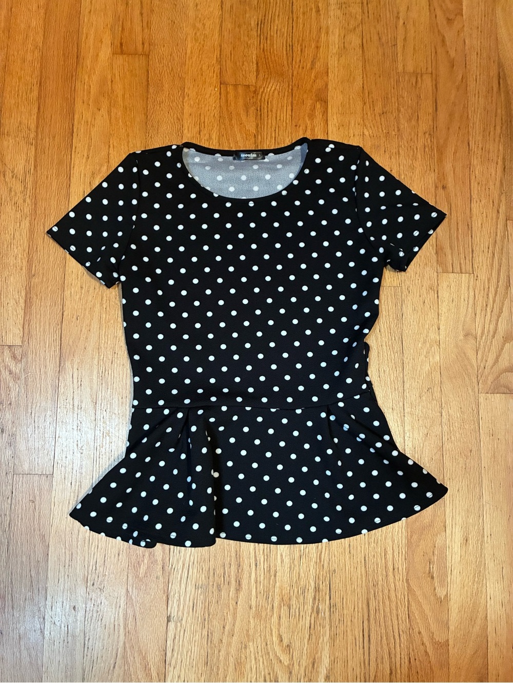 SSOU Black Polka Dot Peplum Short Sleeve Tee. Size Small!